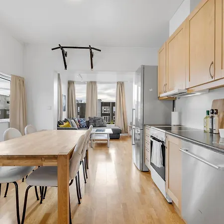 Polar Horizon Penthouse L L Sea View 公寓 特罗姆瑟